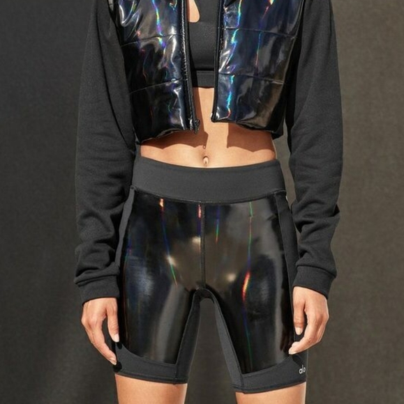 Alo yoga biker shorts galaxy iridescent XS - Picture 2 of 3